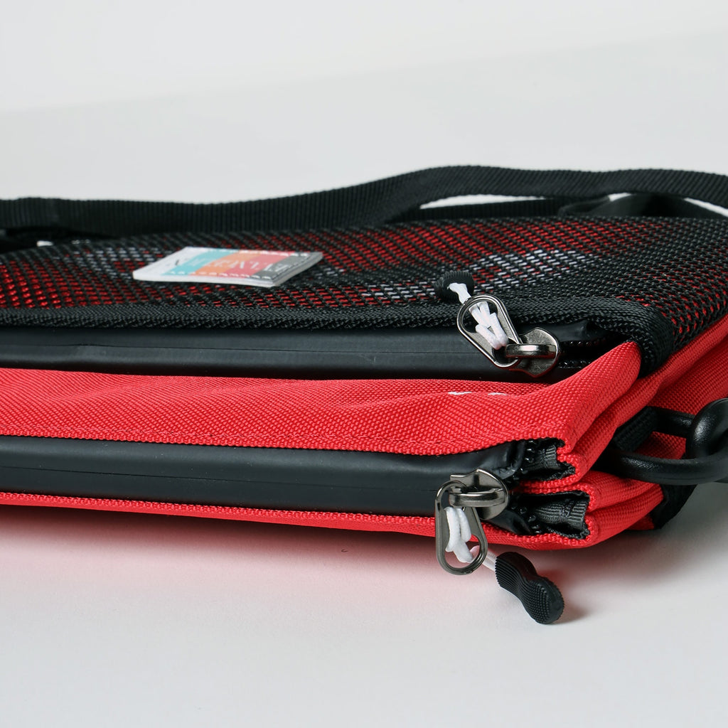 【販売終了】EVANGELION SACOCHE BAG(RED)