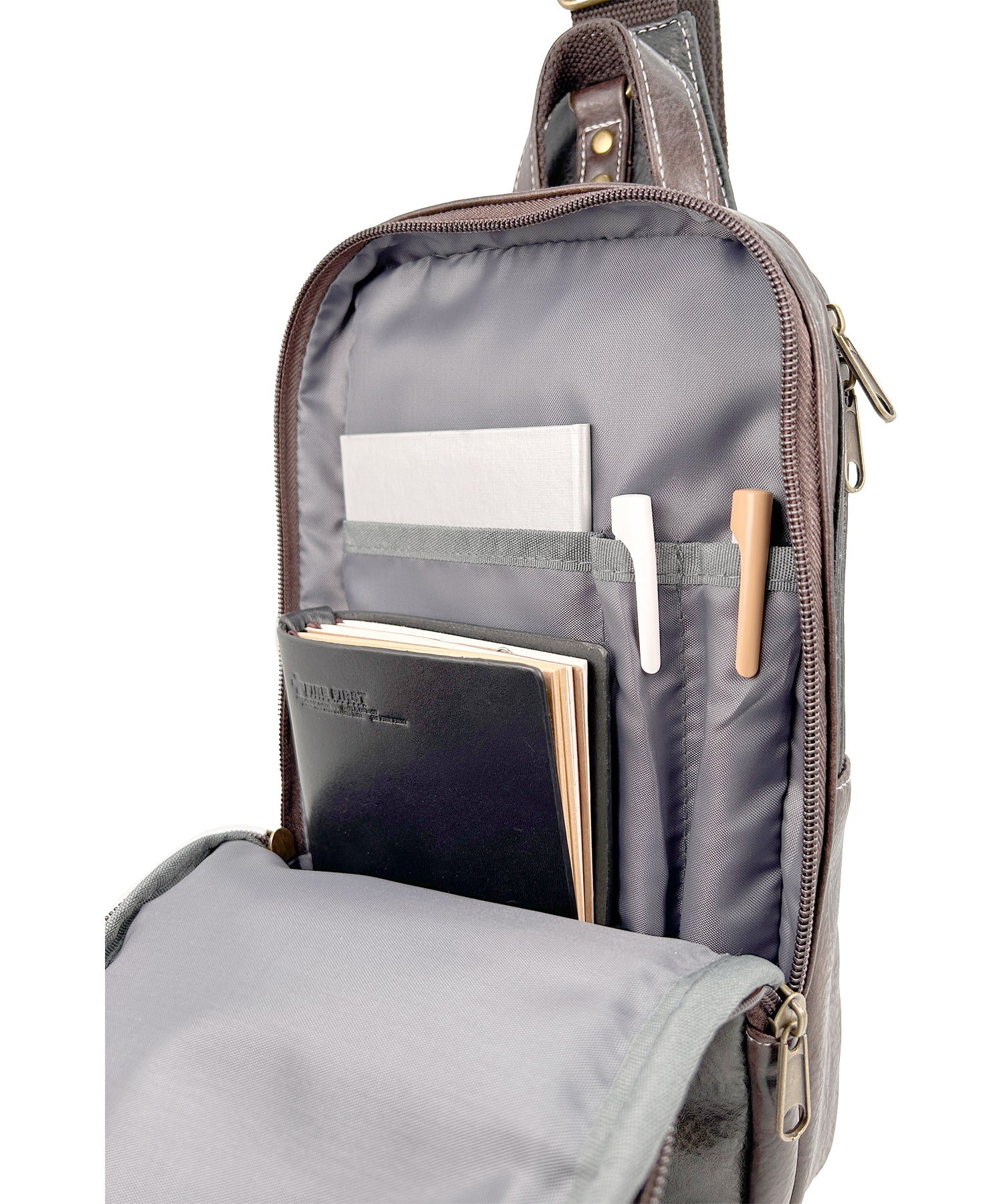 RPU-106　レザー風ボディバッグ